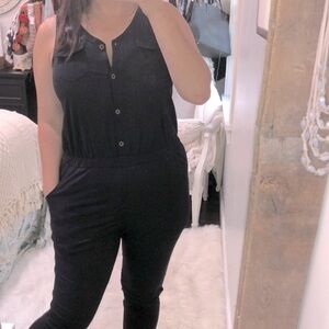 Umgee size small black jumper/pant suit